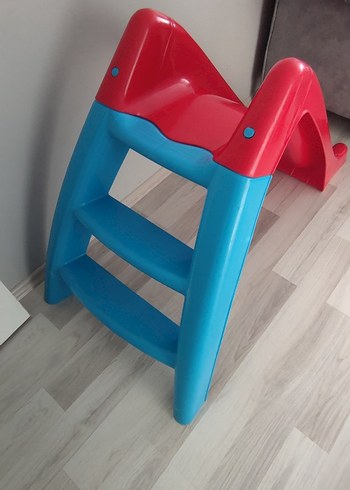 Diğer Renkli Çocuk Kaydırağı