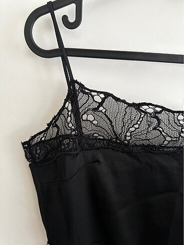 34 Beden H&M siyah saten elbise
