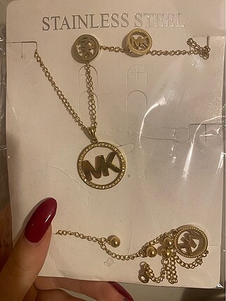 Michael kors ithal set