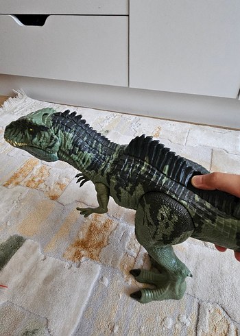  Beden Jurassic World Giganotosaurus figürü