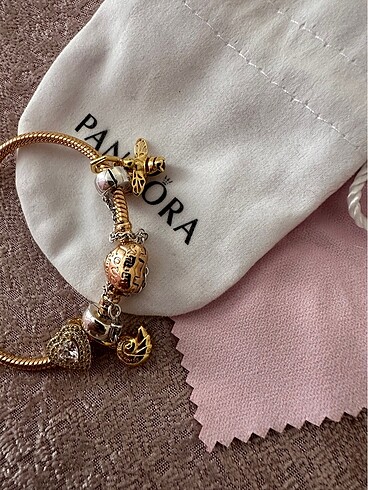Pandora Pandora muadil