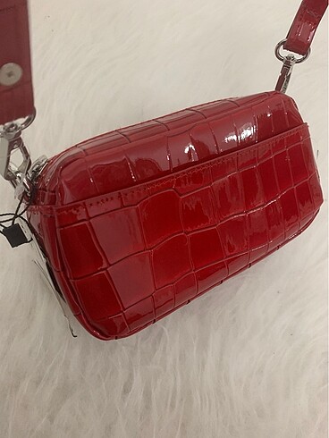  Beden kırmızı Renk Timsah derisi görünümlü mini çanta