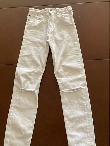 Zara Beyaz Jean