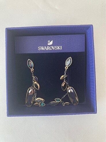  Beden Swarovski Küpe