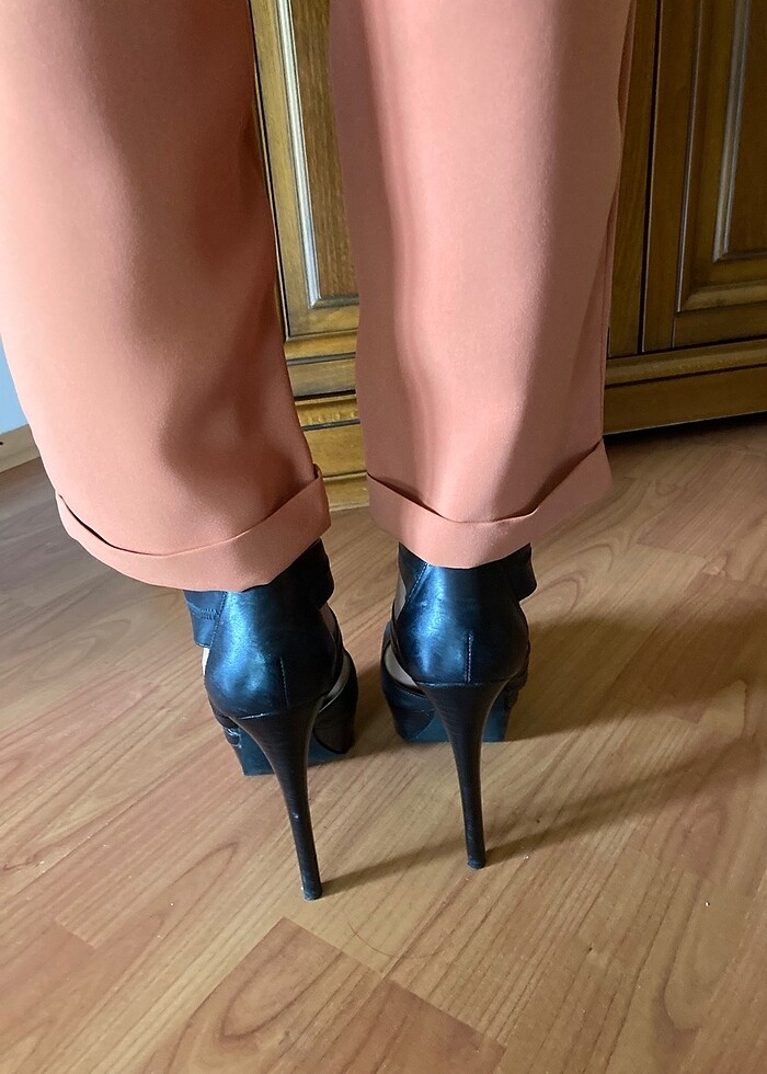 Michael Kors Siyah Topuklu Ayakkabı - Görsel 3