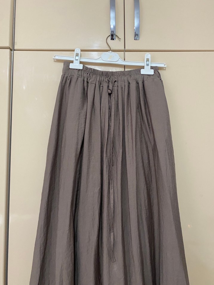 Bej Uzun Kloş Etek - Görsel 2