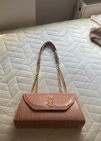 Pembe Yılan Desenli Zincir Detaylı Deri Çanta - Görsel 6