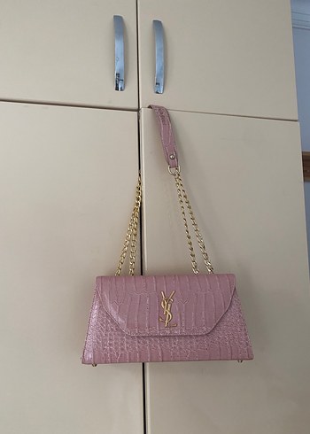 Pembe Yılan Desenli Zincir Detaylı Deri Çanta - Görsel 2