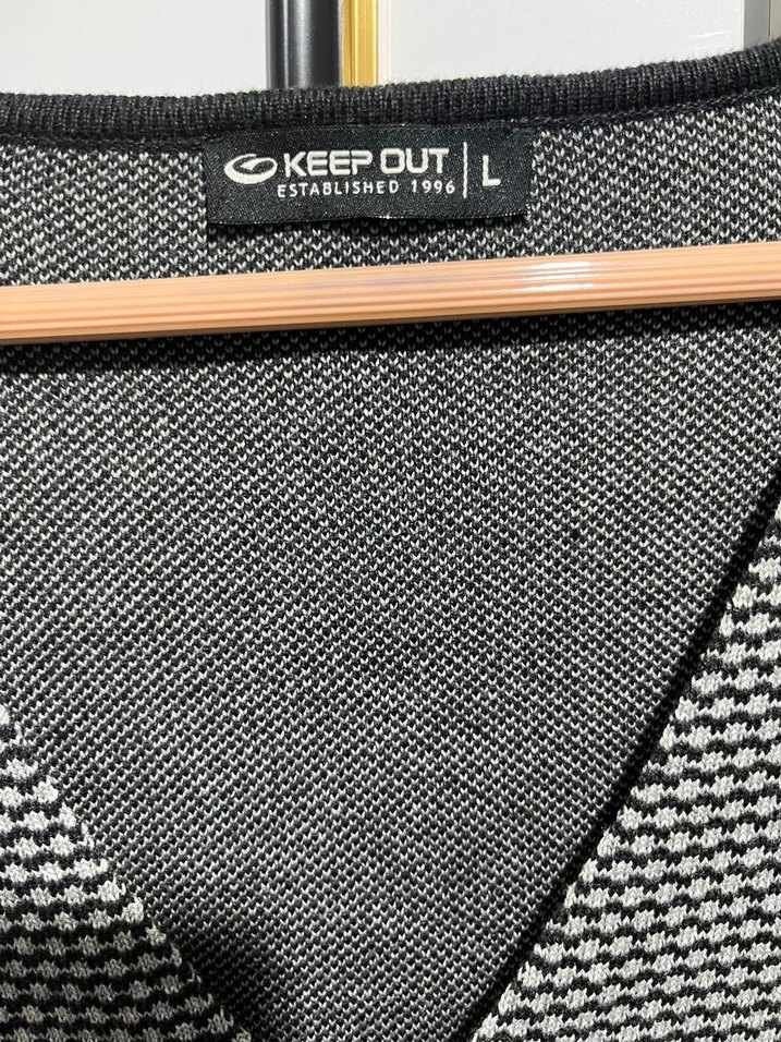 Gri Düğmeli V Yaka  Yelek - Görsel 3