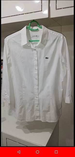 Lacoste çok temiz