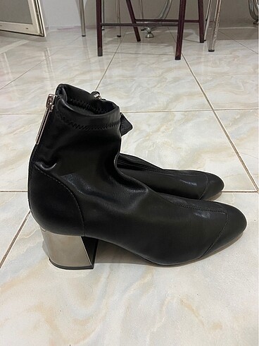 Zara Zara bot