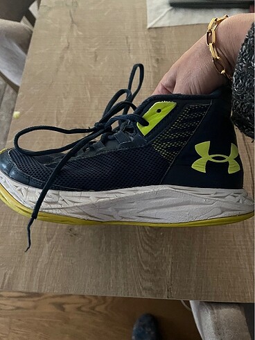 Orjınal under armour marka ayakkabı