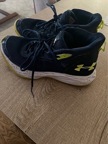 36 Beden Orjınal under armour marka ayakkabı
