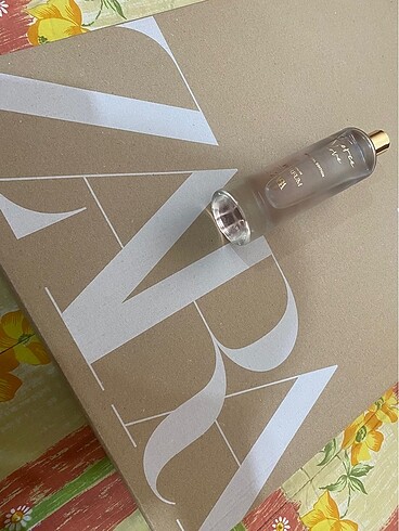 Beden Renk Pure Beauty CC Krem & Parfüm