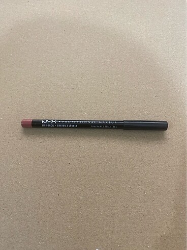 NYX dudak kalemi