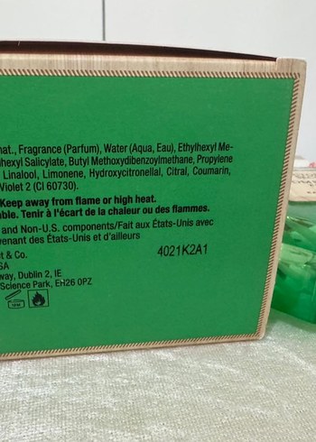 Victoria's Secret Bombshell Escape orjinal Parfümü 100 ml - Görsel 2