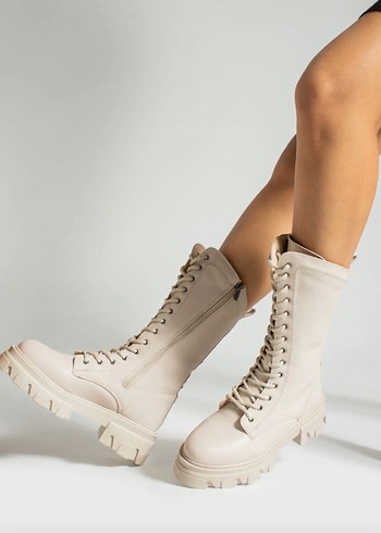 Bej Kadın postal  Bot - Görsel 2