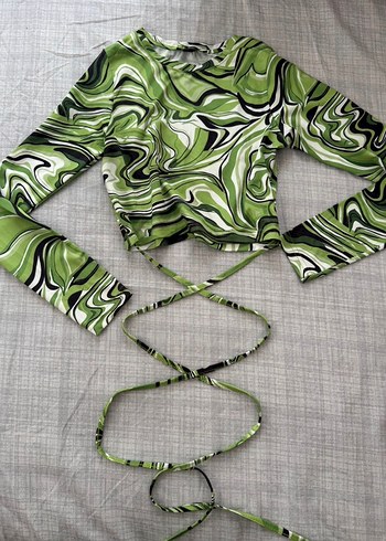 Yeşil Bağcıklı Uzun Kollu Kadın Bluz - Görsel 2