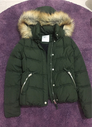 Bershka Kapüşonlu mont