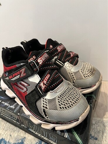 Skechers ışıklı ayakkabı