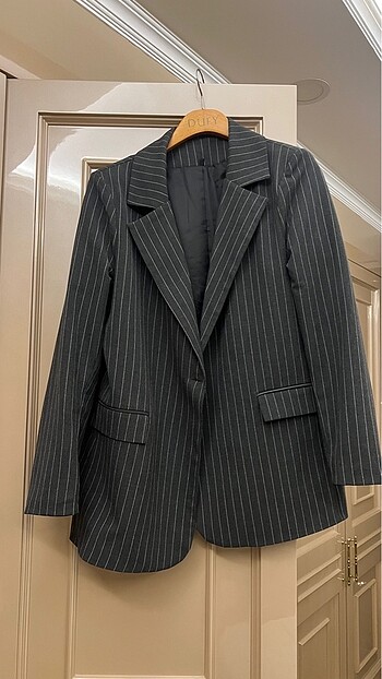 Milla çizgili blazer