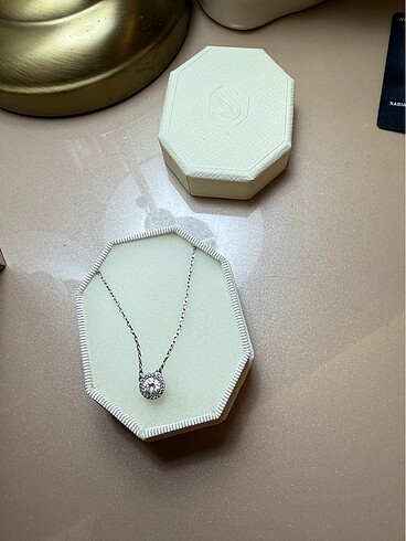  Beden gri Renk Swarovski kolye