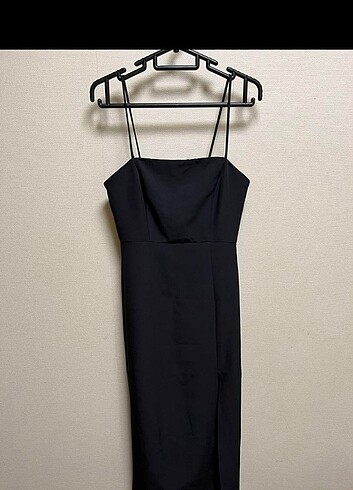 Zara Zara yırtmaçlı elbise