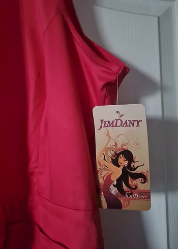 Sevgililer günü için kırmızı Elbise - Görsel 3