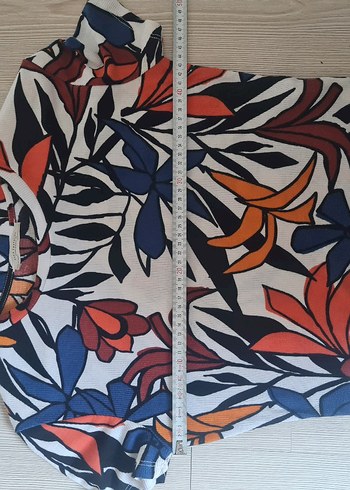 Çiçek Desenli Kısa Kollu Kadın Bluz - Görsel 5