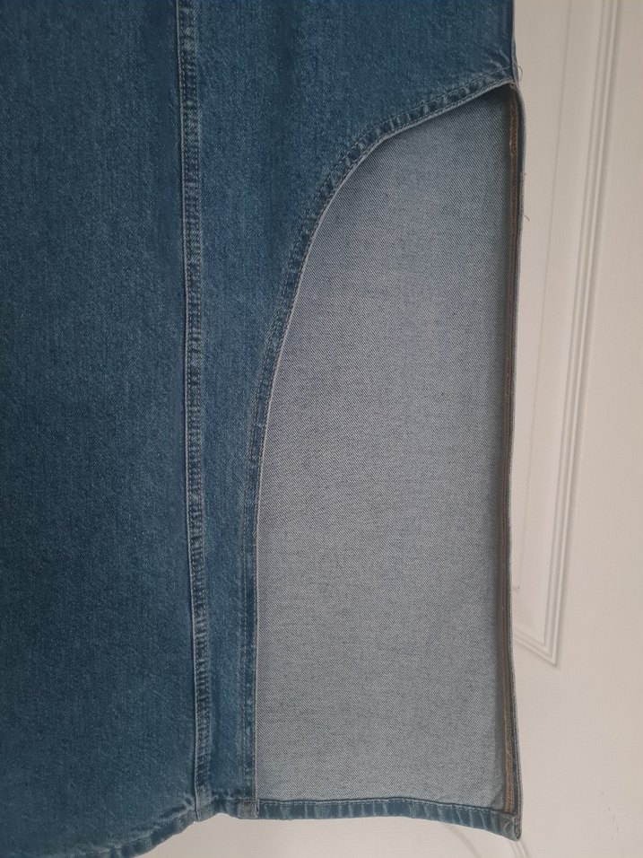 Yırtmaç Detaylı Mavi Midi Denim Etek - Görsel 2