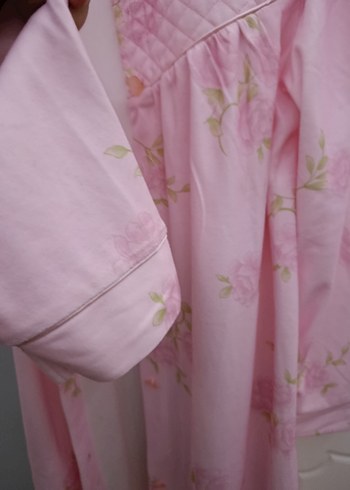 Pembe Çiçekli Uzun Kollu Kadın sabahlik - Görsel 5