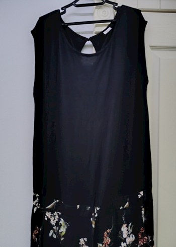 Siyah Çiçek Desenli  tulum - Görsel 3