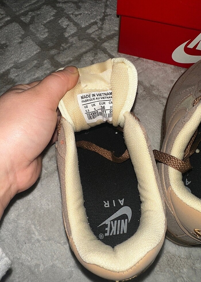 Kadın spor ayakkabı - Görsel 3