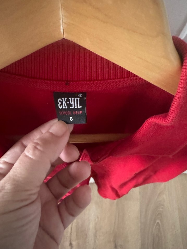 Oğuzkaan koleji Kırmızı Düğmeli Polo Tişört - Görsel 3