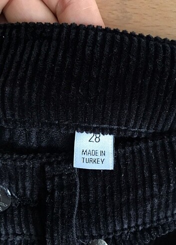 26 Beden siyah Renk KADİFE PANTOLON