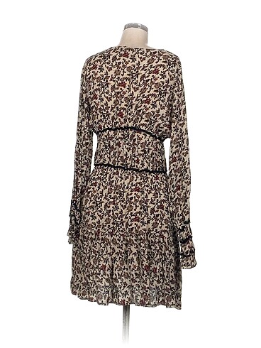 38 Beden Vintage Love Kısa Elbise %70 İndirimli.