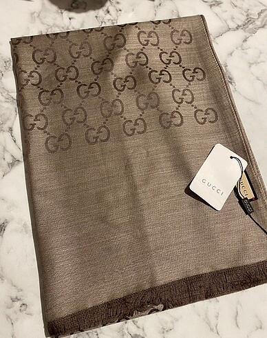 Gucci şal