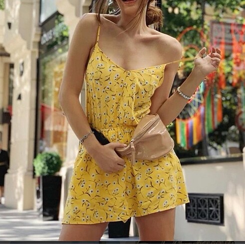 Şortlu tulum
