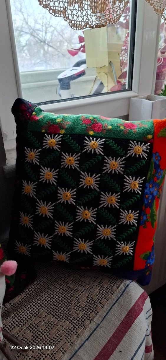 Renkli Nakışlı Bohem Dekoratif Yastık - Görsel 3