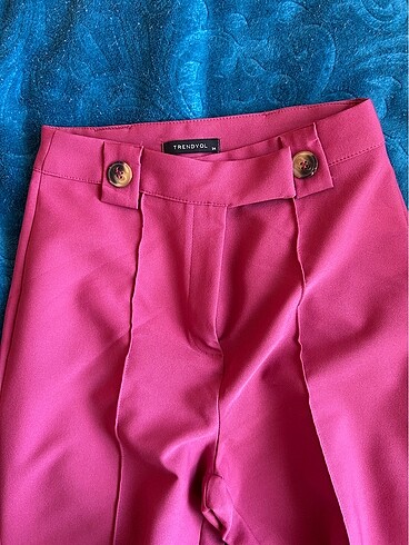 Trendyol & Milla STRAIGHT PEMBE KUMAŞ PANTOLON