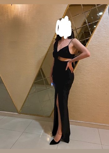 Siyah V Yaka Uzun Strappy Gece Elbisesi