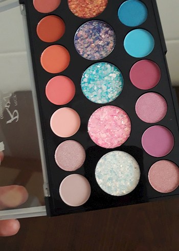 Canlı Renkli Çoklu Göz Farı Paleti - Görsel 2