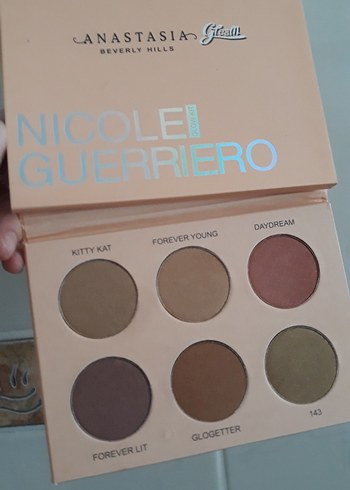 Nicole Guerriero Göz Farı Paleti - 7 Renk - Görsel 5