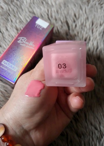 Diğer Pastel Pembe Sıvı Allık 20 ml