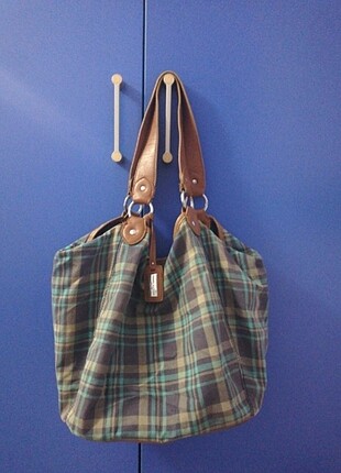 Tommy Hilfiger Kol Çantası 