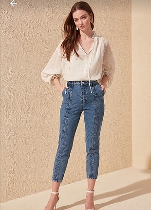 İndigo dikiş detaylı yüksek bel Mom jean 