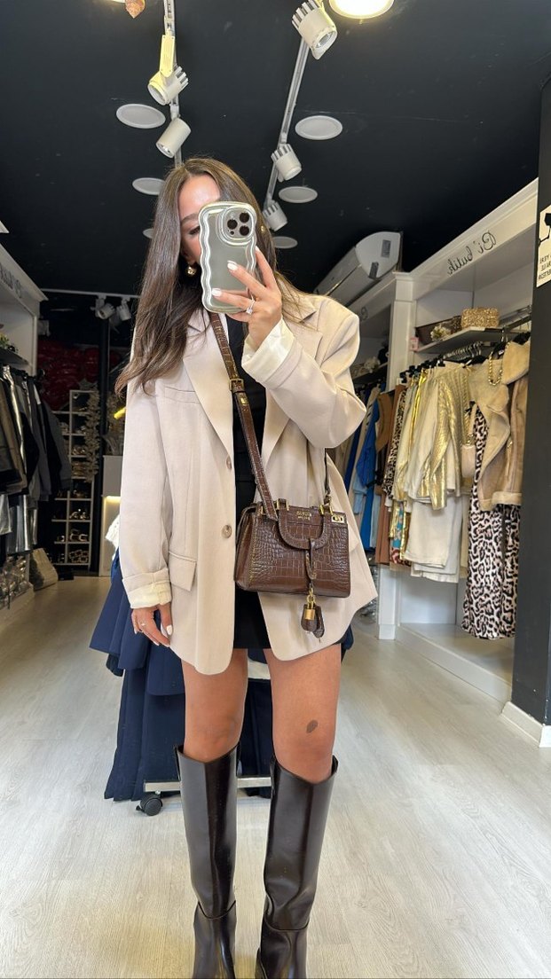 Taş Vatkalı Çift Düğmeli Ceket - Görsel 3