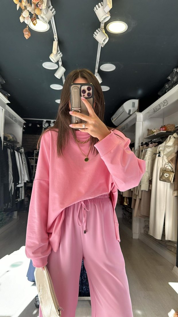 Pembe Yan Yırtmaç Detaylı Basic Sweat - Görsel 4