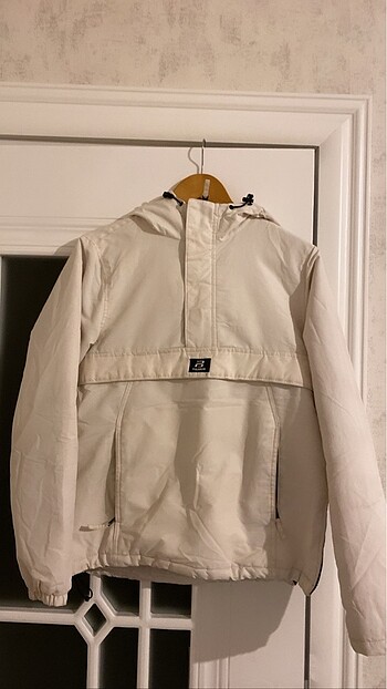 Pull and bear kanguru