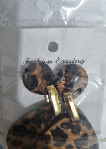 Kahverengi Leopar Desenli Mini Küpeler - Görsel 2
